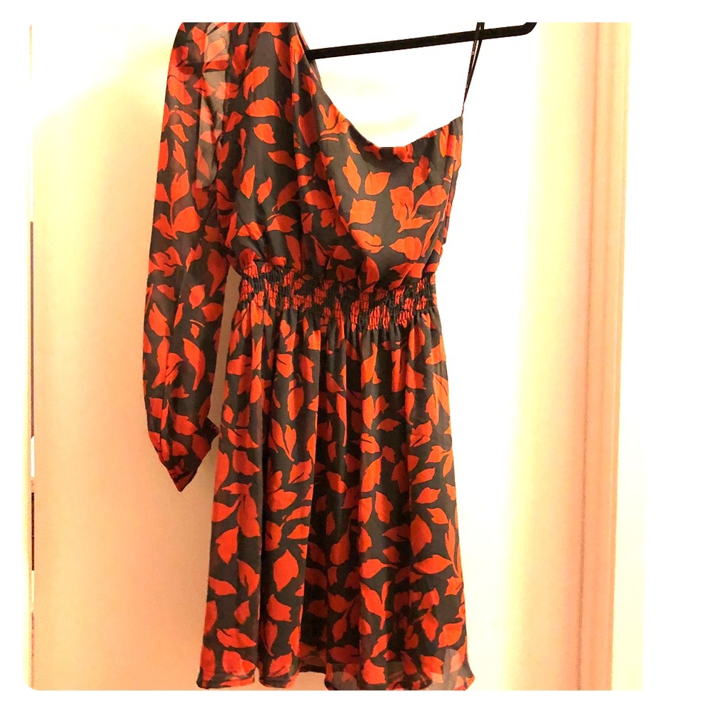One Shoulder Leaf-Print Dress